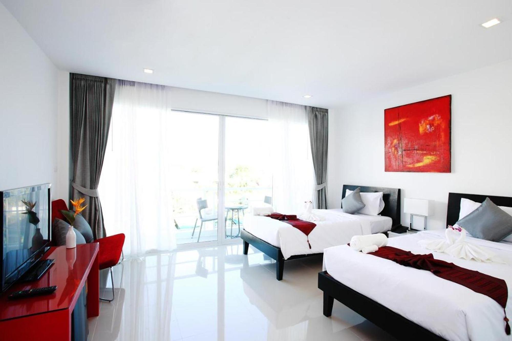 One World One Home Naiharn Hotel Rawai Dış mekan fotoğraf