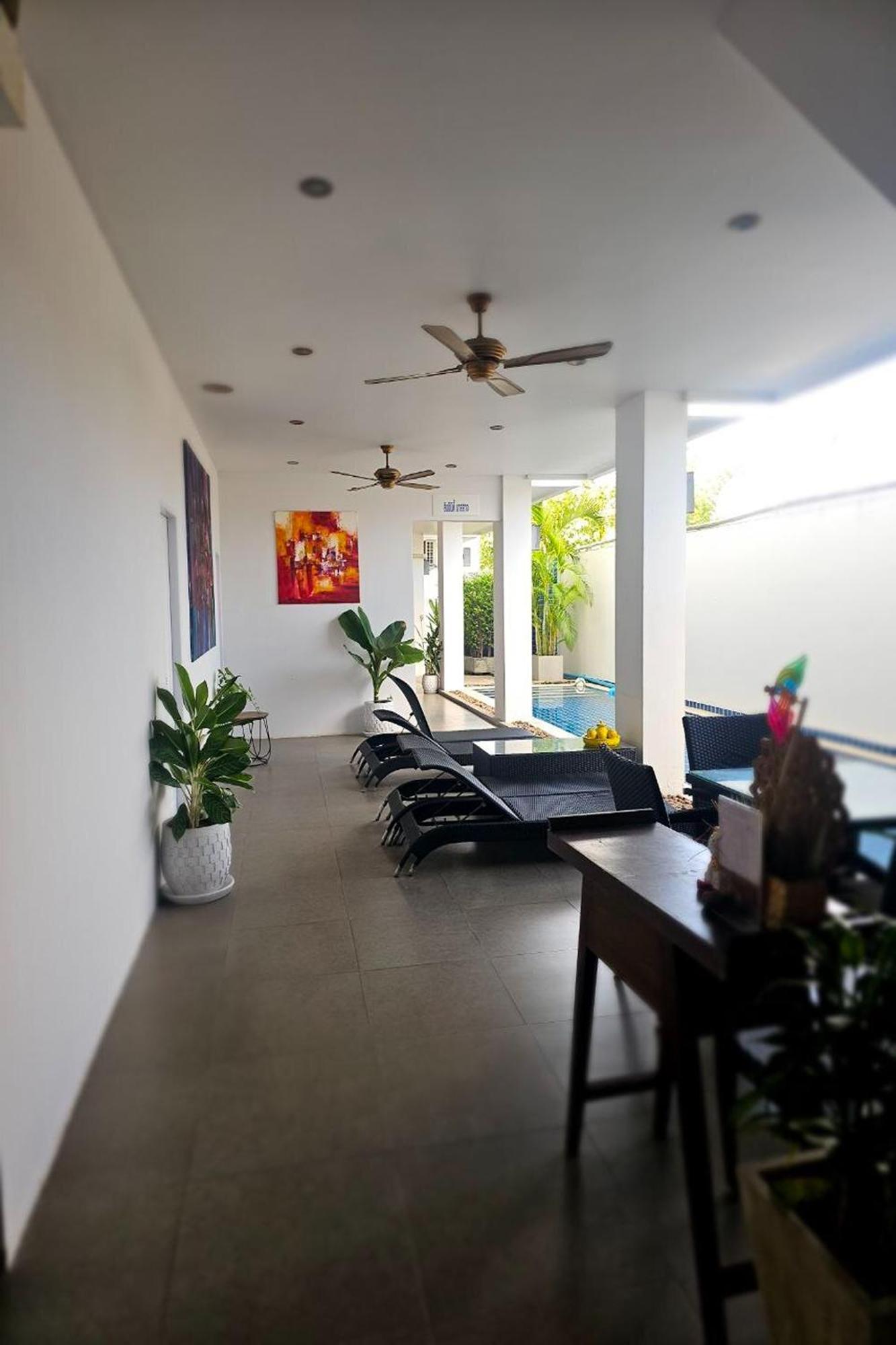 One World One Home Naiharn Hotel Rawai Dış mekan fotoğraf