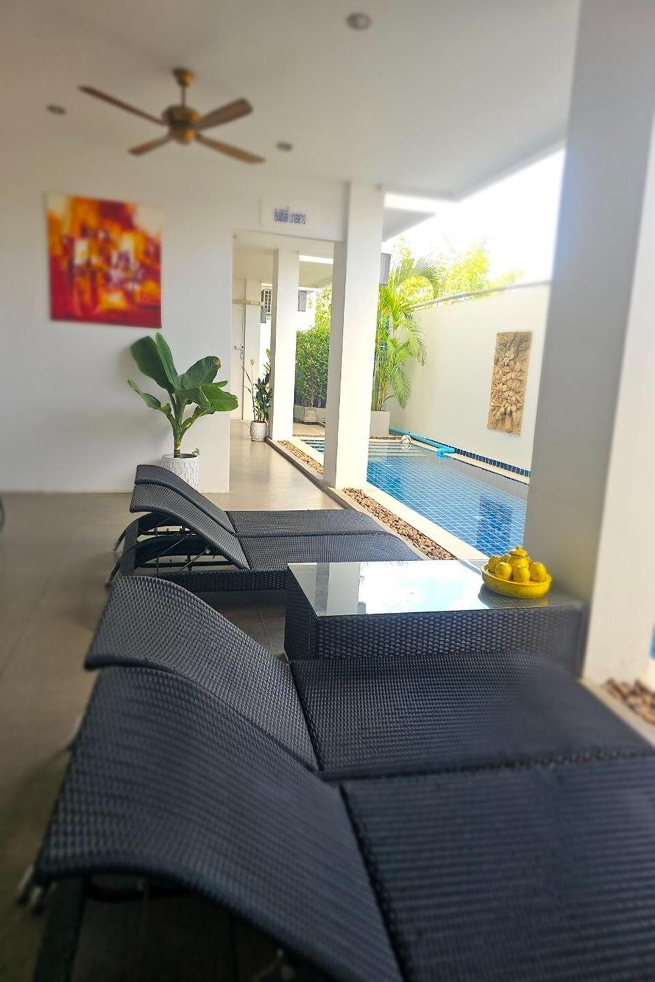 One World One Home Naiharn Hotel Rawai Dış mekan fotoğraf